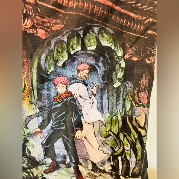 Jujutsu Kaisen Anime Manga TShirt - Size S  Crunchy Roll Rare - Picture 3 of 5